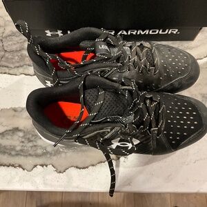 Boys Under Armour UA Leadoff Low RM Jr. Cleats